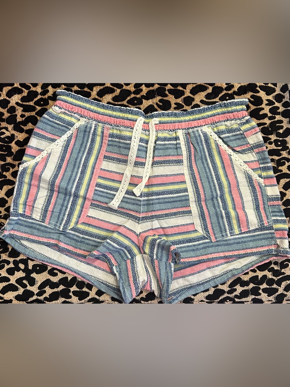 Beach striped shorts